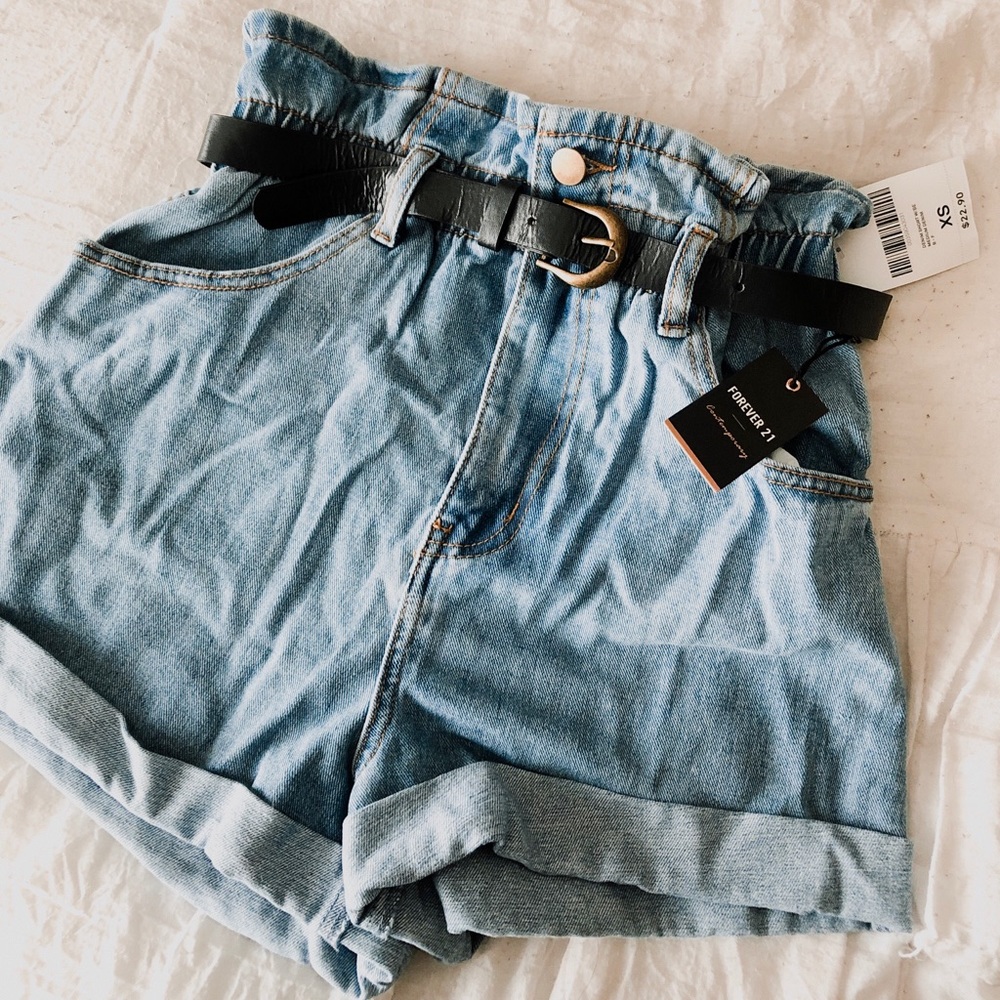 Forever 21 - Paper bag denim shorts w/black belt